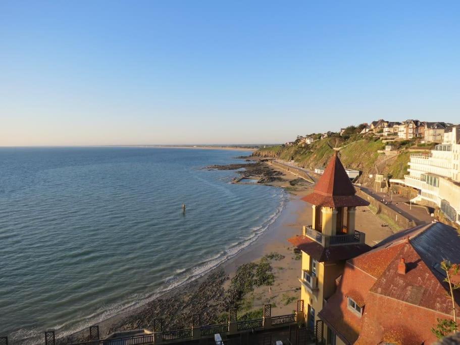 Maison Vue Sur Le Mont Saint Michel Et Sa Baie Champeaux Kültér fotó